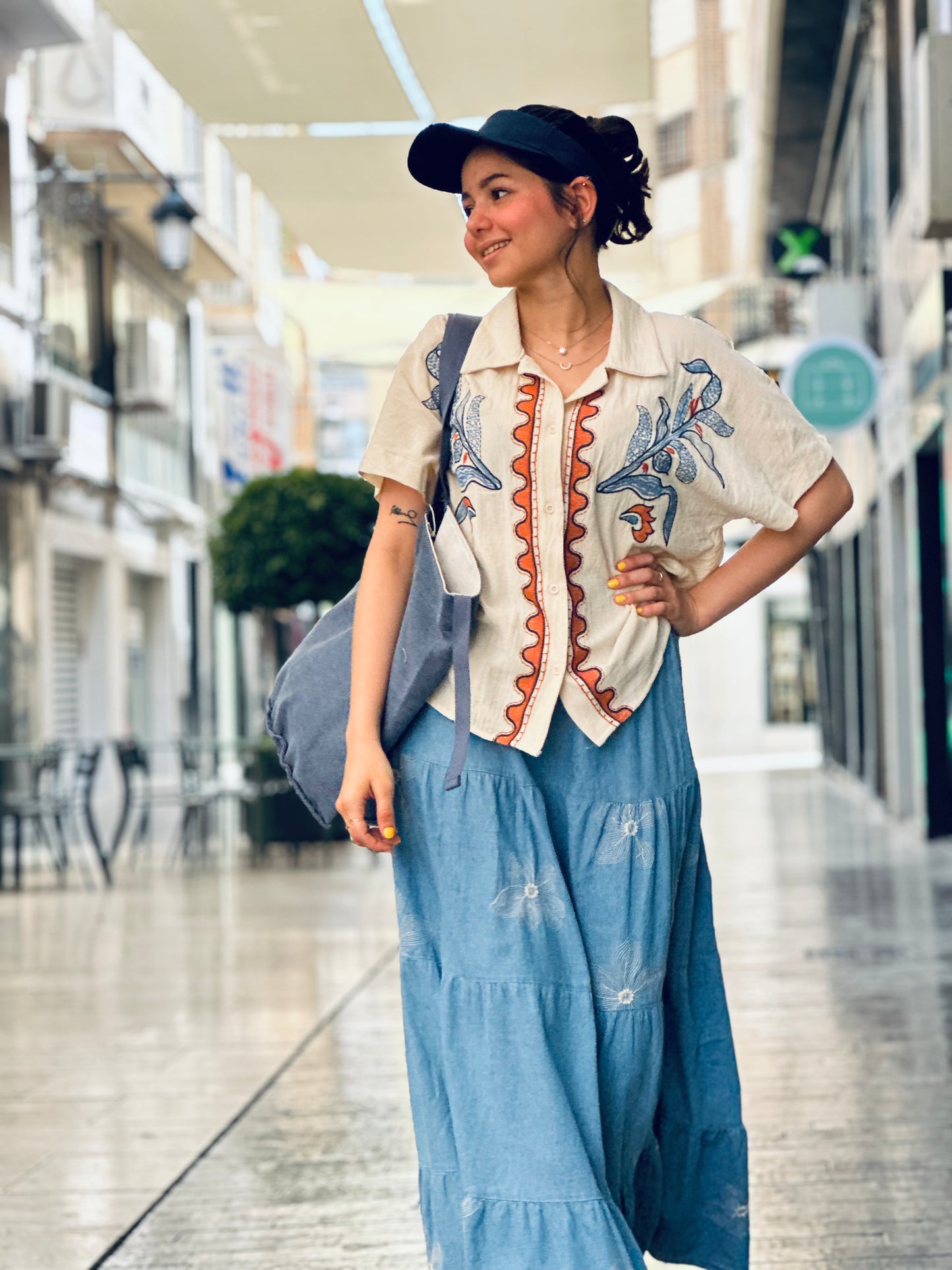 Falda vaquera con vuelos