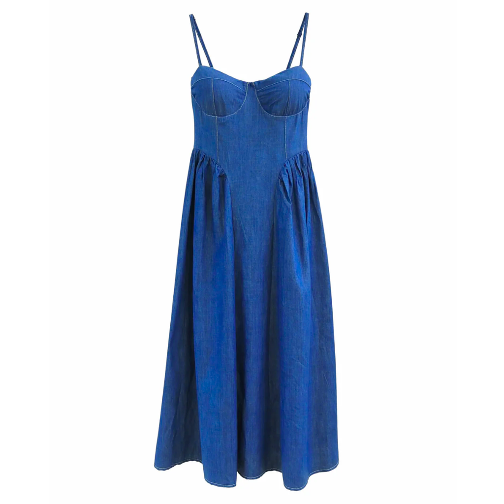 Vestido de mujer estilo parisino con top de tirantes y falda amplia